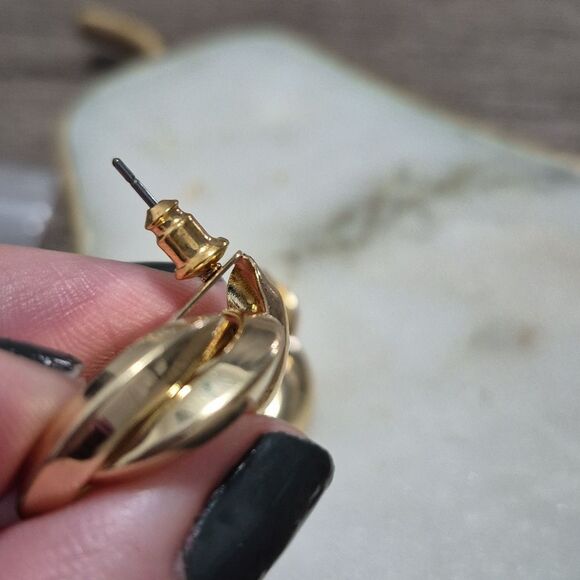 Dual Hoop Modern Gold Alloy Everyday Fashion Earring for the Working Woman - Picture 3 of 5